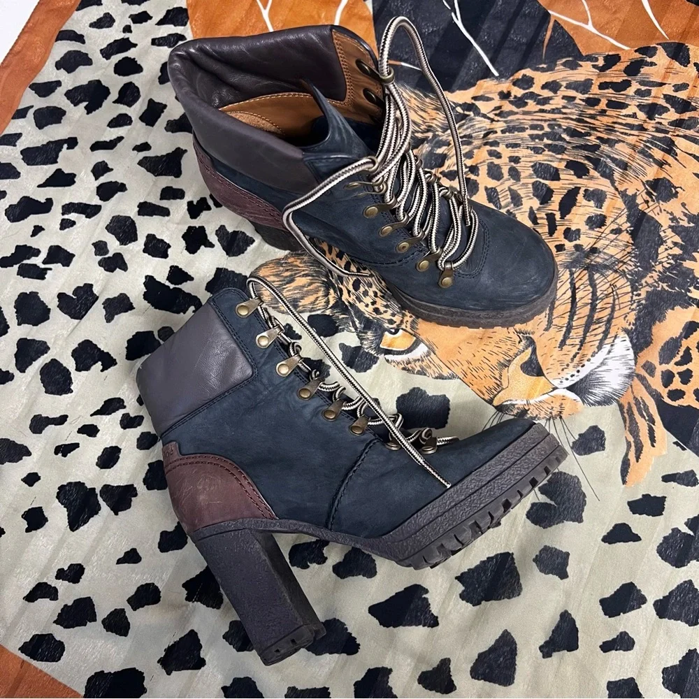 See By Chloe Eileen Lug Sole Combat Boot - Picture 1 of 7